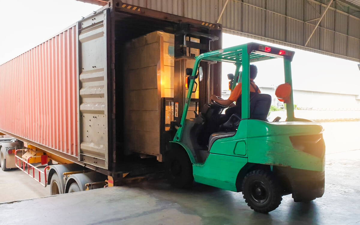Container loading to Nigeria